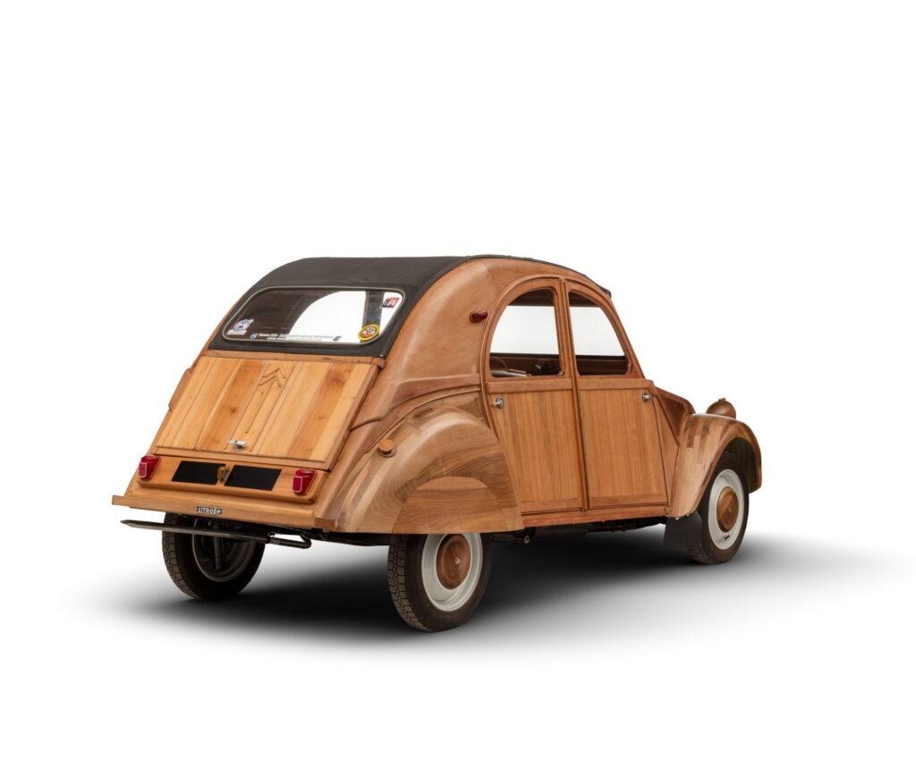 Anh chi tiet citroen 2cv lam hoan toan bang go co gia 225.000 usd hinh anh 6