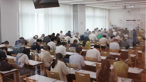 nearly 800 candidates join 6th vietnamese language test in japan picture 1 nearly 800 candidates join 6th vietnamese language test in japan picture 1