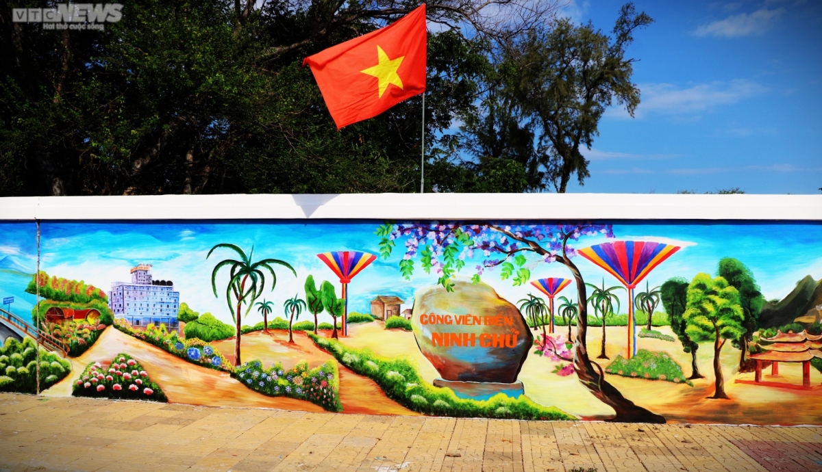 discovering longest vietnamese mural painting in ninh thuan province picture 8