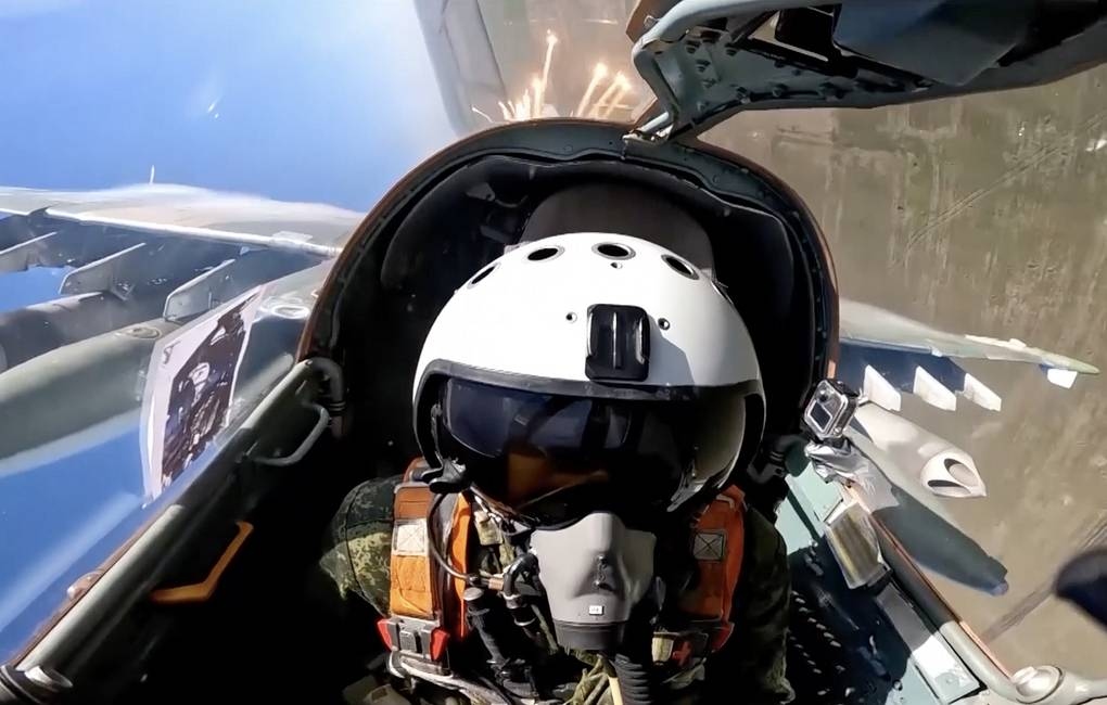 nga tan cong kho nhien lieu cua quan doi ukraine bang vu khi chinh xac hinh anh 1