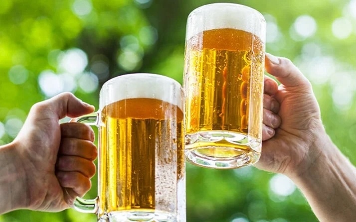 Tìm hiểu về uống bia vào thời điểm nào là tốt nhất theo y học cổ truyền