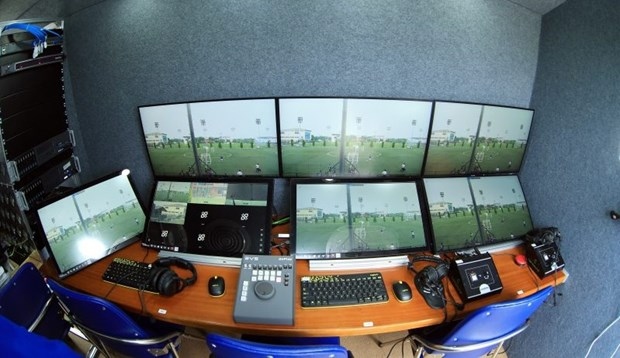 local referees practise var technology in unofficial match picture 1