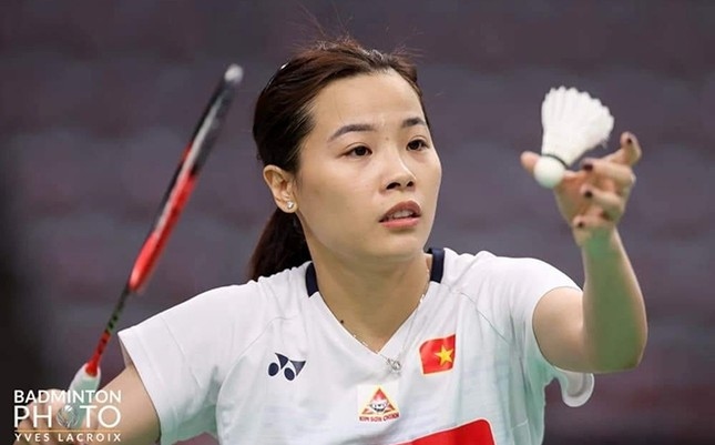 thuy linh bows out of us open badminton picture 1