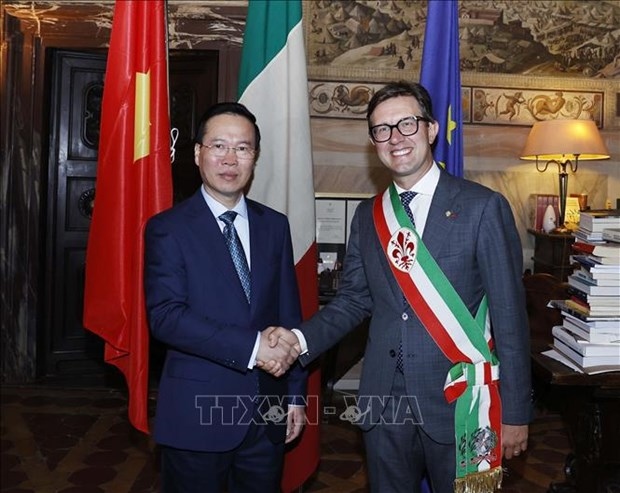 president visits italy s tuscany region picture 2
