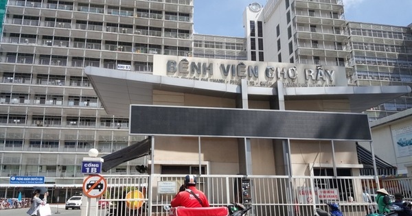 vancouver fundraising event held to support vietnamese hospital picture 1