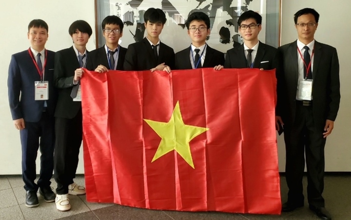 two gold medals for vietnam at int l physics olympiad 2023 picture 1