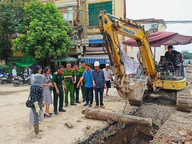 a cannon of the nguyen dynasty discovered in hai phong picture 1