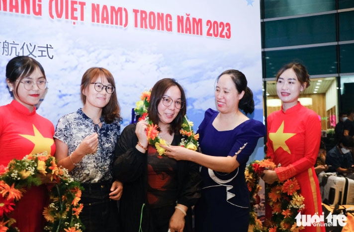 vietnamese airlines resume da nang guangzhou hong kong routes picture 1