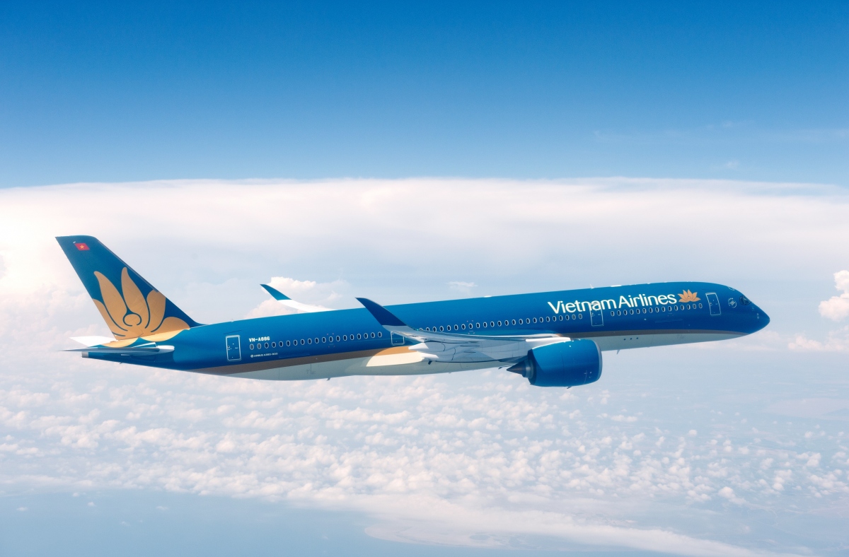 vietnam airlines dieu chinh ke hoach bay lan 2 do anh huong cua bao doksuri hinh anh 1