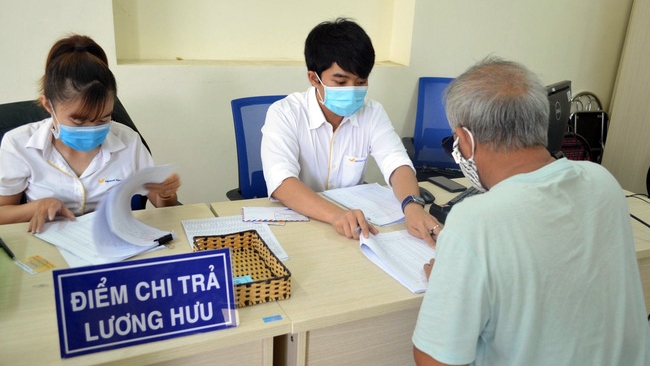 Thời điểm truy trả chênh lệch BHXH tăng thêm của tháng 7 và tháng 8