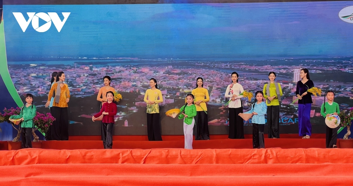cai rang floating market festival features exciting lineup of activities picture 11