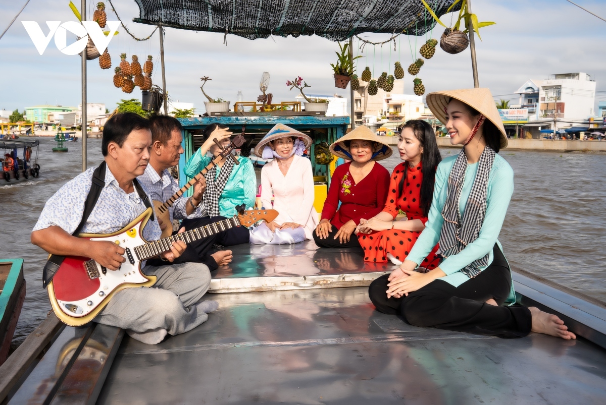 cai rang floating market festival features exciting lineup of activities picture 3