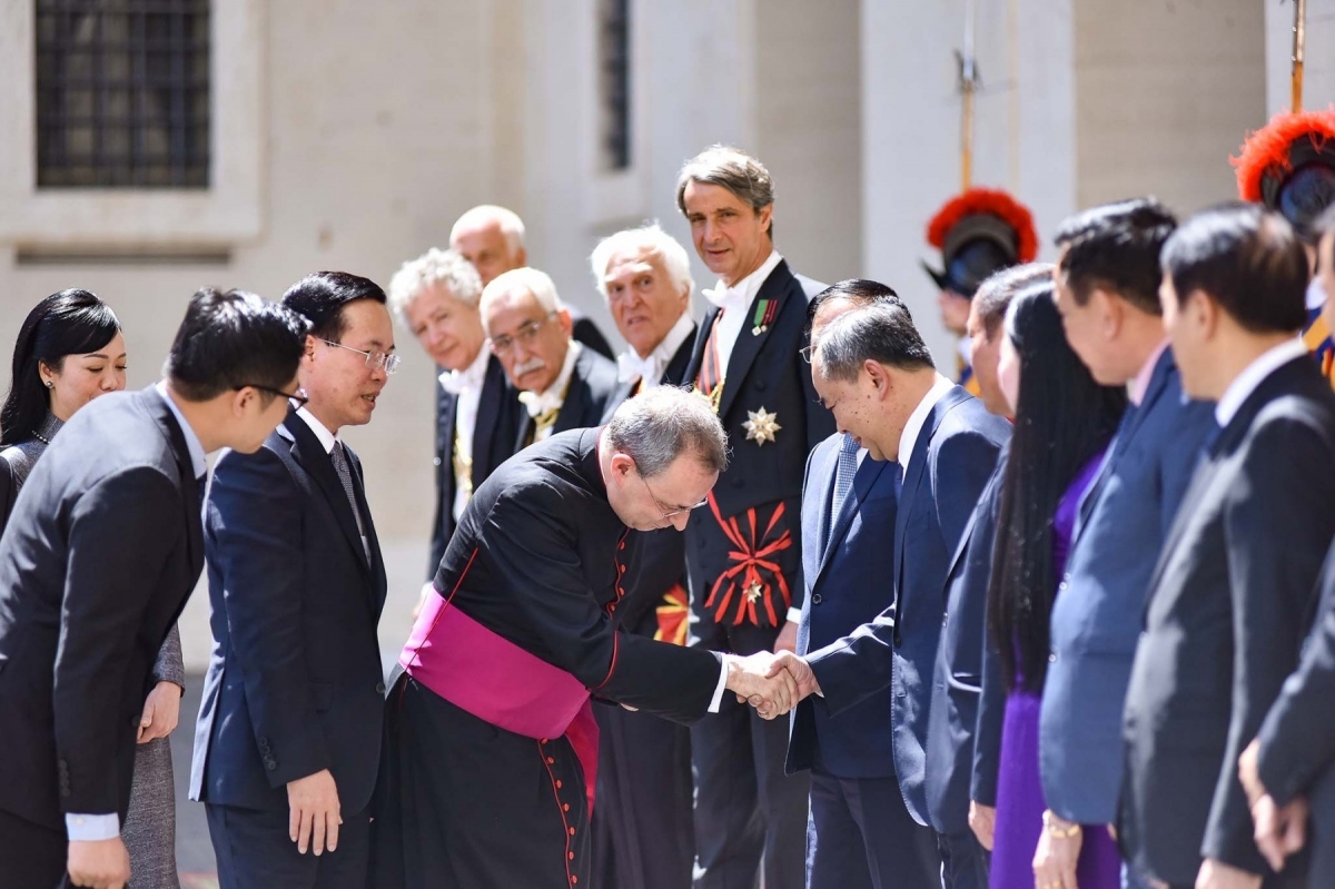 xung luc moi quan he viet nam-Ao, viet nam-italia giai doan moi quan he viet nam-vatican hinh anh 5