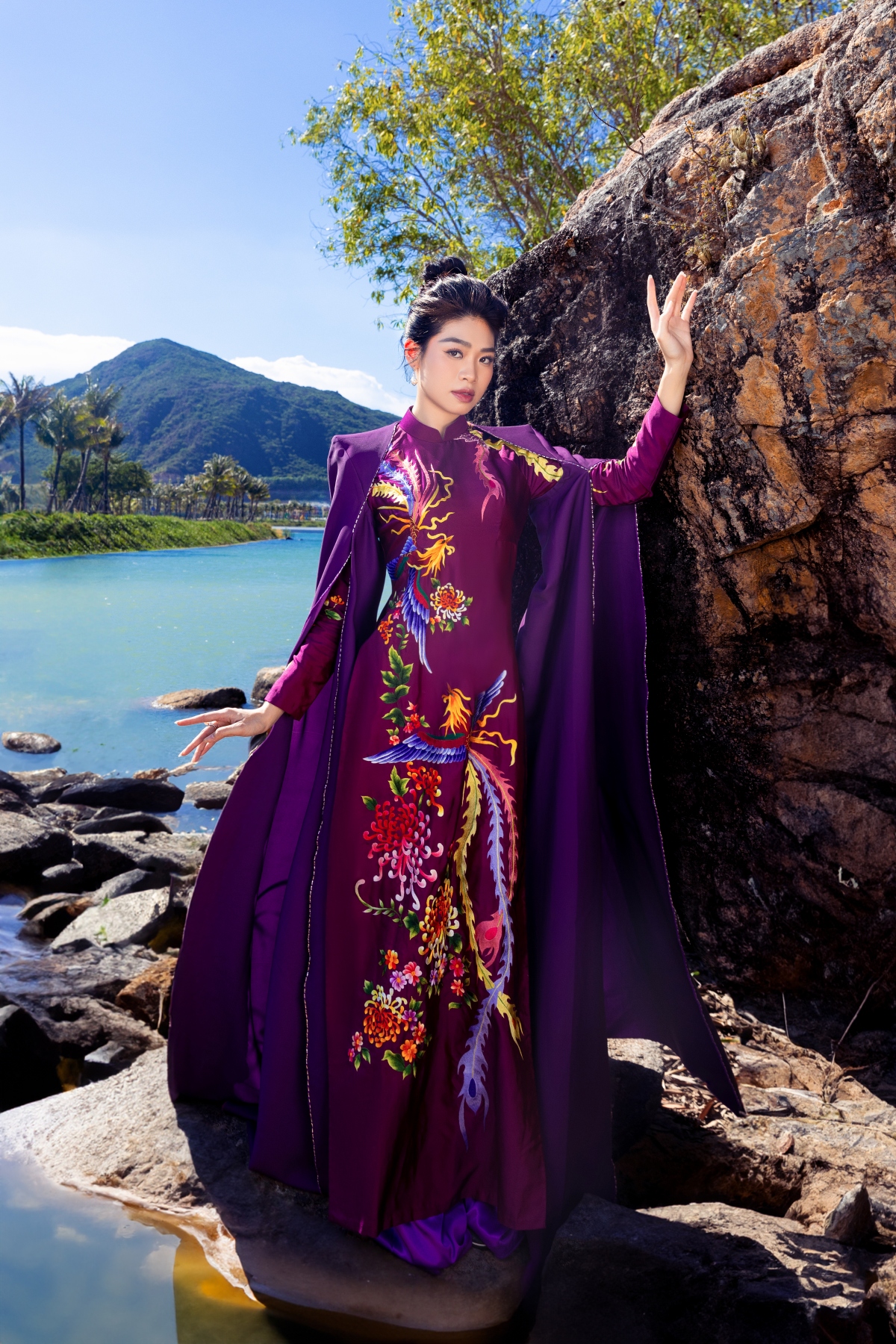 dan thi sinh miss world vietnam 2023 khoe sac trong bo anh ao dai hinh anh 9