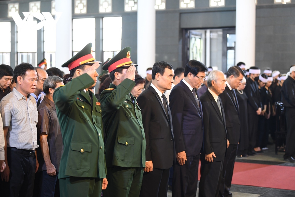 to chuc trang trong le vieng va truy dieu nguyen pho thu tuong nguyen khanh hinh anh 17