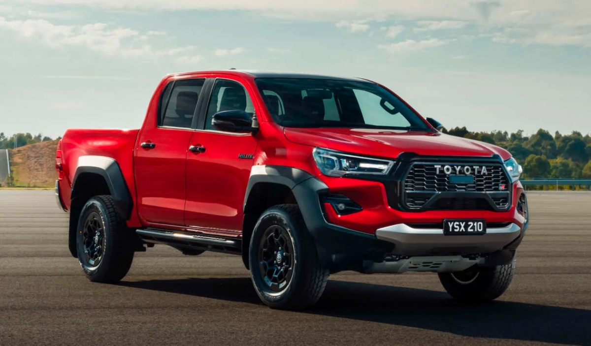 Toyota Hilux GR Sport ra mắt với những thông số ấn tượng