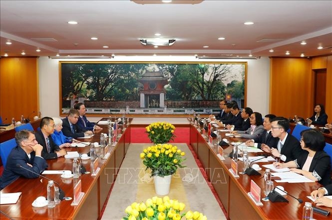 vietnam and the us boost finance cooperation picture 1