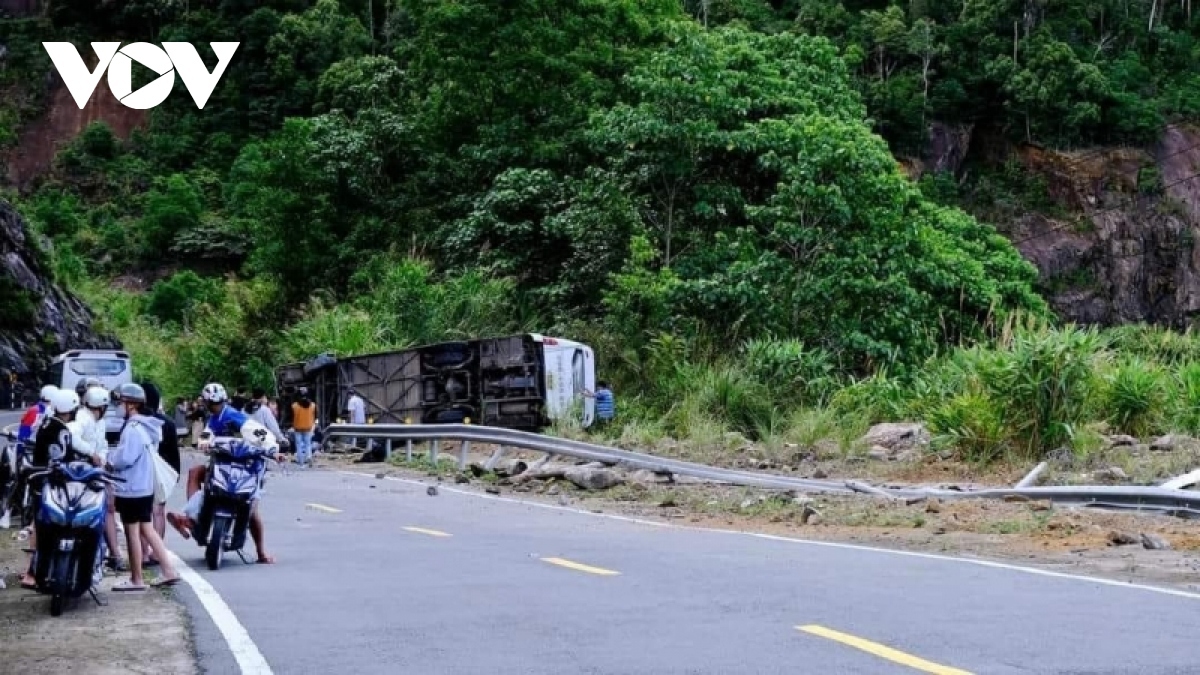 vu lat xe o deo khanh le phoi hop giai quyet dam bao quyen loi cua nan nhan hinh anh 1