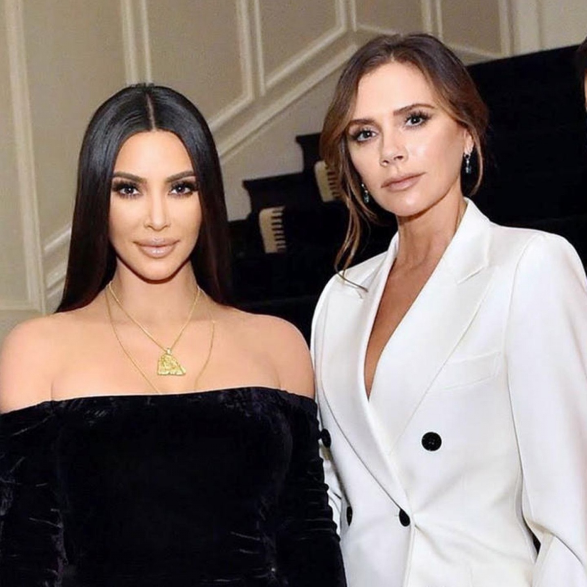 Mối quan hệ thân thiết giữa Victoria Beckham và Kim Kardashian