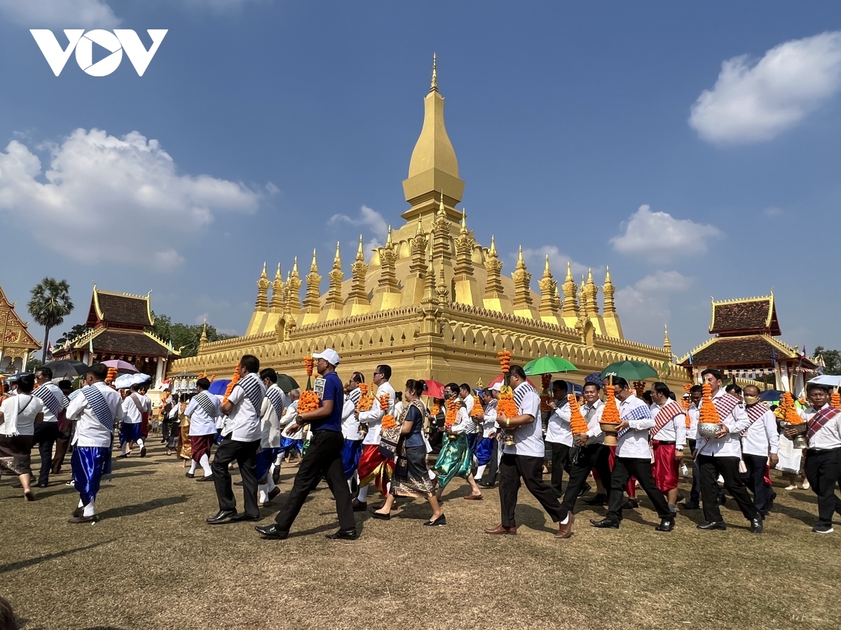 vietnamese tourists rank second for visitor numbers to laos picture 1