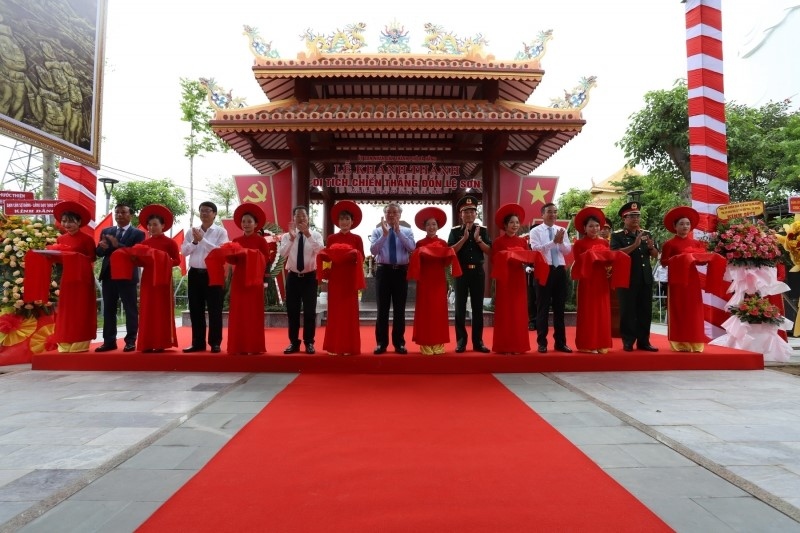 Di qua nua nhiem ky, Da nang huong den mot thanh pho dang song va dang den hinh anh 1