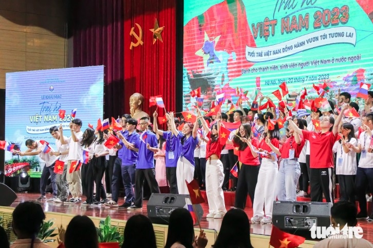 summer camp for overseas young people kicks off in hanoi picture 3