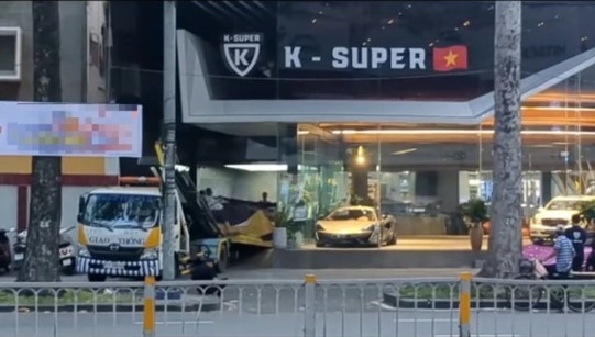 showroom sieu xe k-super trong tron sau khi phan cong khanh bi bat khan cap hinh anh 2