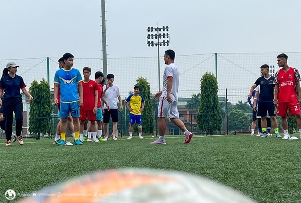 vietnam s hearing impaired footballers to compete at summer deaf games in russia picture 1