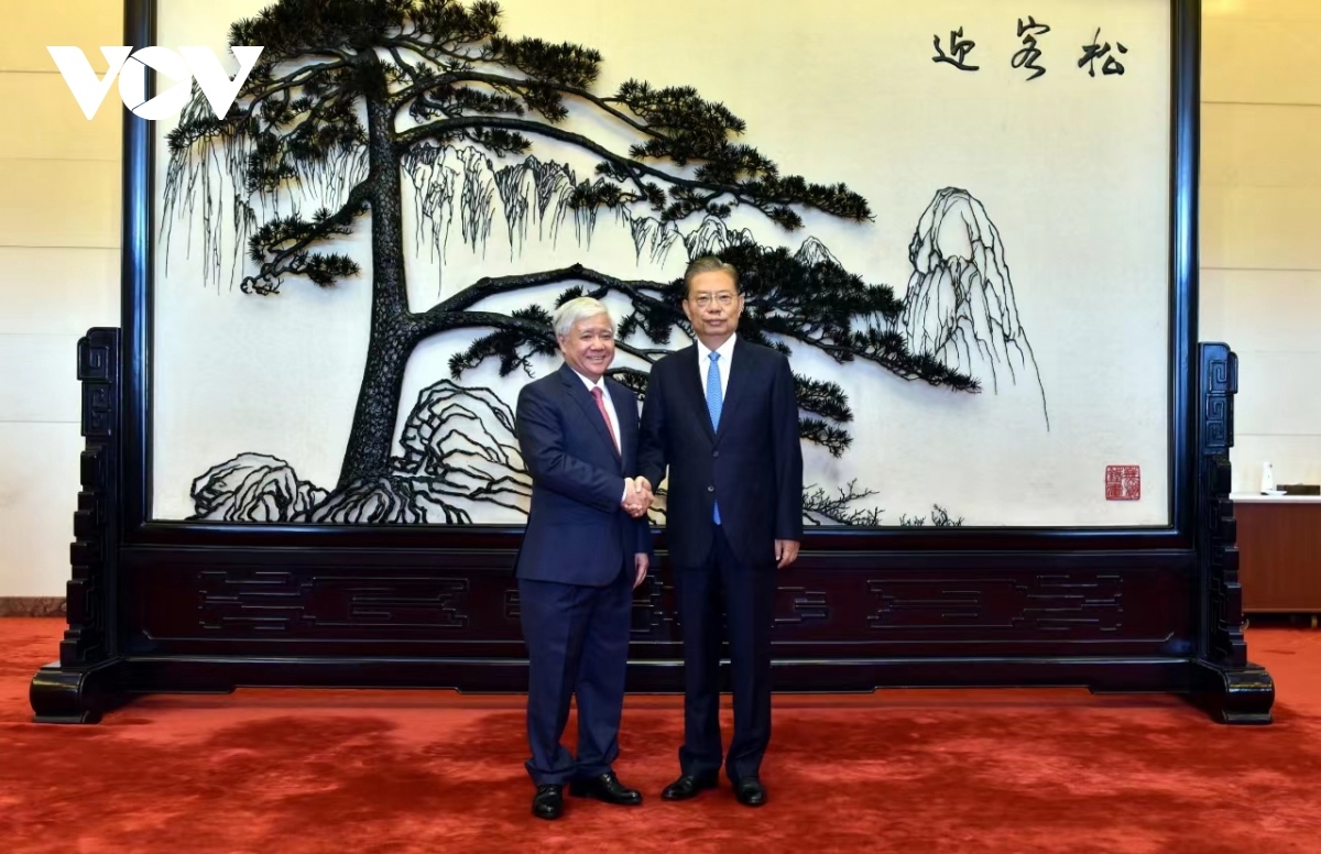 top chinese legislator zhao leji invited to visit vietnam picture 1