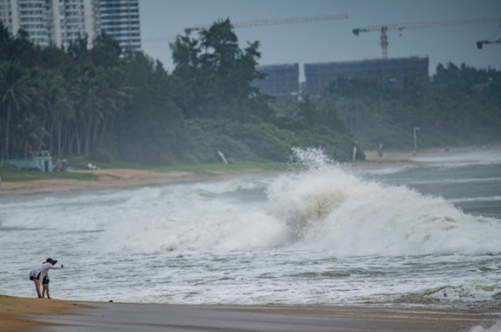 trung quoc ban bo canh bao do khi bao talim do bo lan 2 vao quang tay hinh anh 1