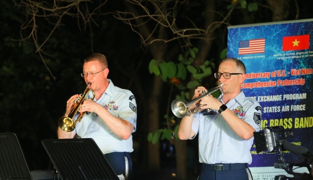 us air force band pacific brass leaves impressive performance in hanoi picture 3