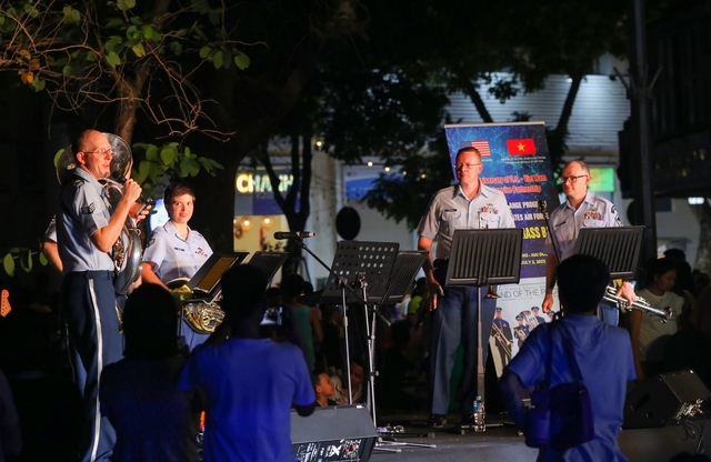 us air force band pacific brass leaves impressive performance in hanoi picture 7