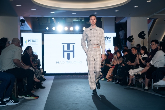 vietnamese designer s collection impresses audience in malaysia picture 1