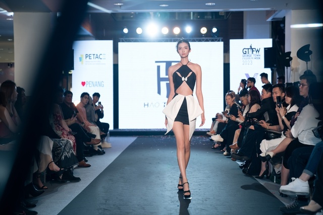 vietnamese designer s collection impresses audience in malaysia picture 8