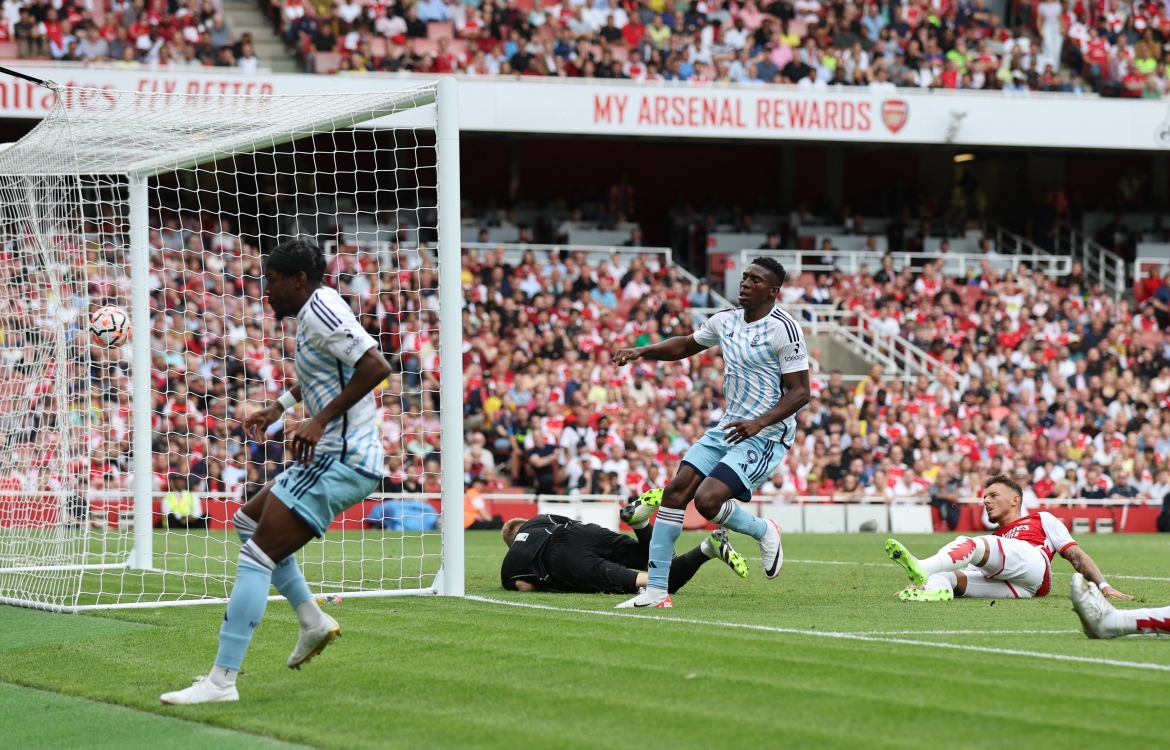 ket qua ngoai hang anh arsenal thang sat nut nottingham forest hinh anh 4