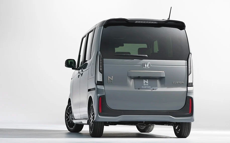 Một số hình ảnh khác của chiếc Honda N-Box 2024 ra mắt tại Nhật Bản.