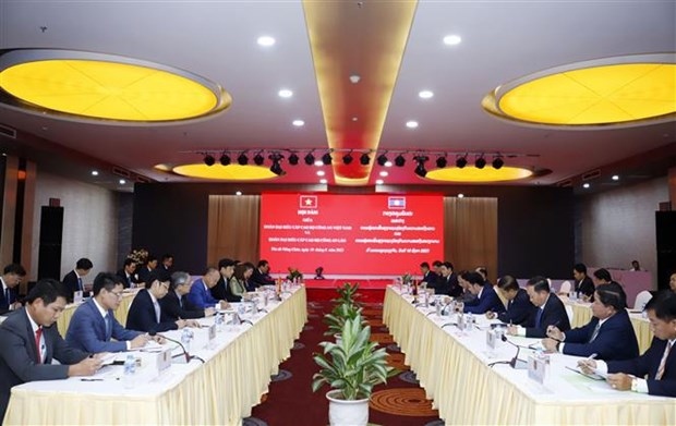 vietnamese, lao public security deputy ministers hold talks picture 1