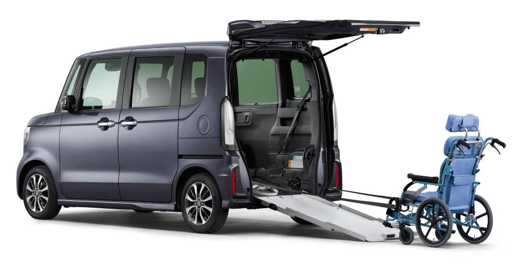 Một số hình ảnh khác của chiếc Honda N-Box 2024 ra mắt tại Nhật Bản.