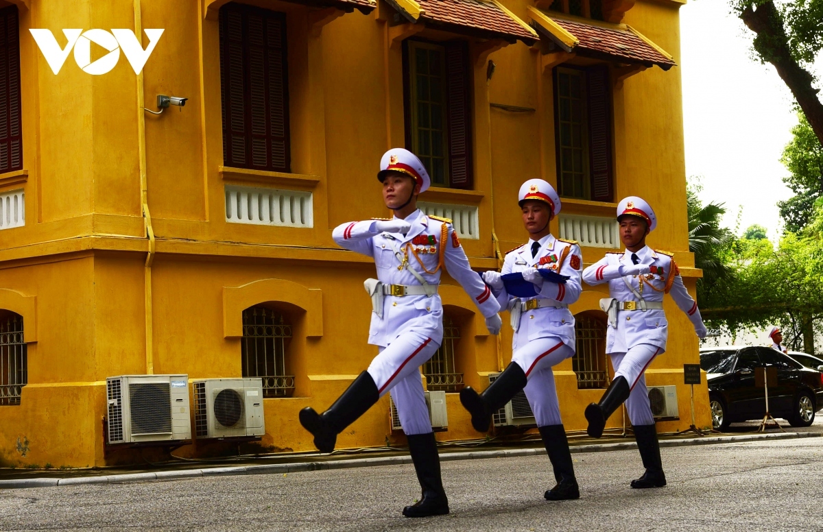 hanoi flag-hoisting ceremony marks asean s 56th founding anniversary picture 4