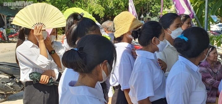 nguoi than ke lai giay phut phat hien 4 me con chet trong nha o khanh hoa hinh anh 3