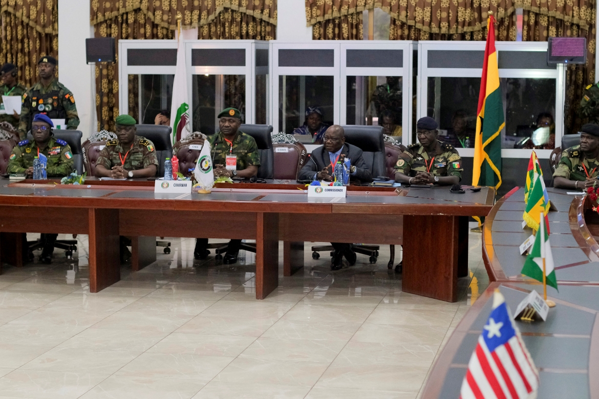 ecowas tuyen bo can thiep quan su vao niger la bien phap cuoi cung hinh anh 1