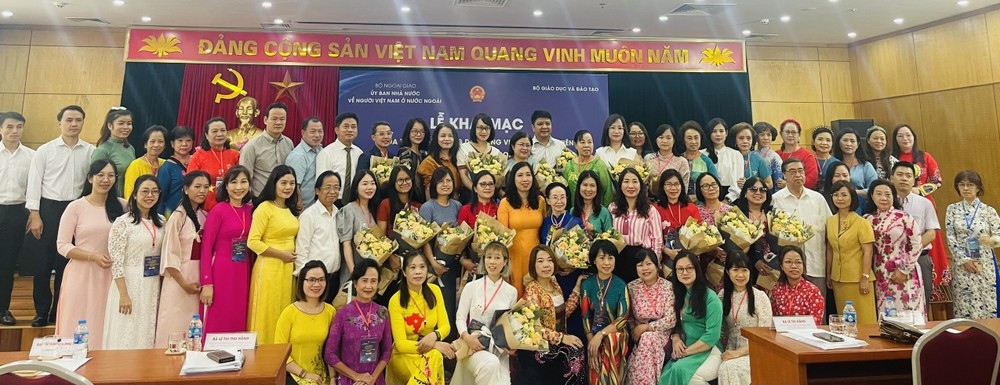 hanoi training course improves overseas vietnamese teachers pedagogic skills picture 1