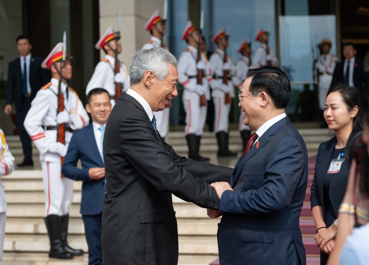 vietnamese leaders receive singaporean pm lee hsien loong picture 3