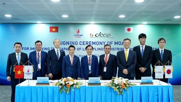 pv gas signs deal with japan cooperation centre petroleum picture 1