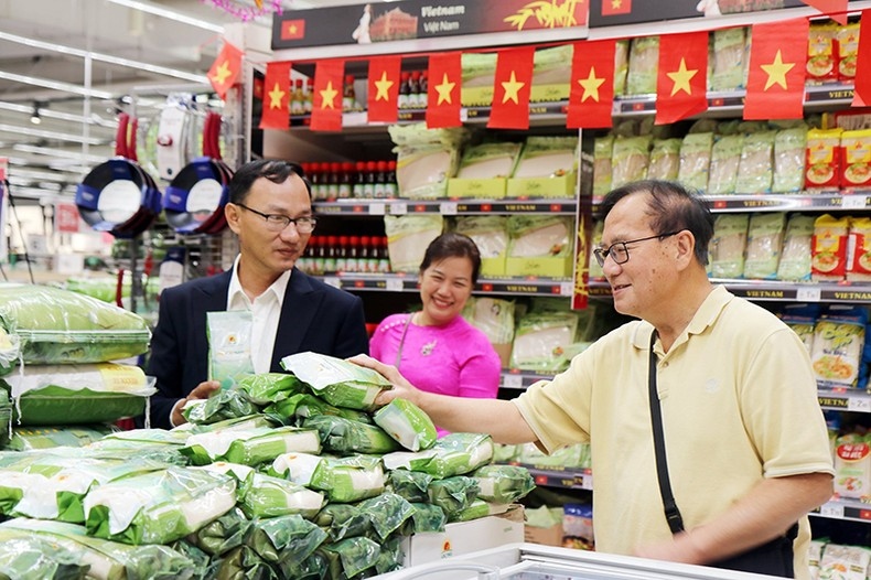 vietnamese products seek to gain firm foothold in global supply chain picture 2