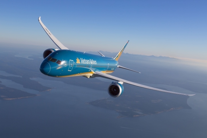 vietnam airlines offers 400,000 seats during national day picture 1
