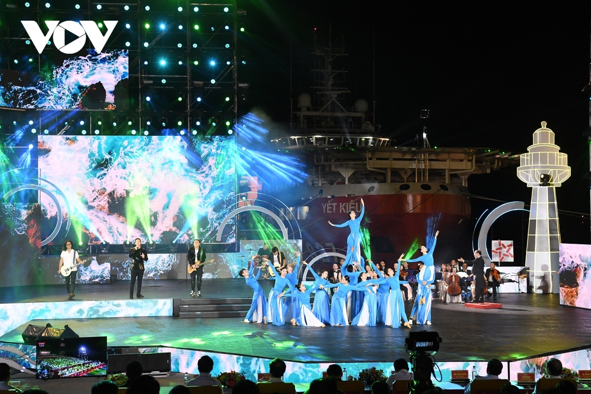 art program strong and rich from the national sea takes place in khanh hoa picture 9