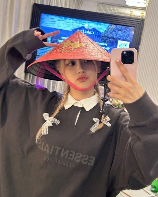 blackpink đăng ảnh hậu trường, nhắn nhủ yêu thương tới fan việt hình ảnh 8 blackpink dang anh hau truong, nhan nhu yeu thuong toi fan viet hinh anh 8
