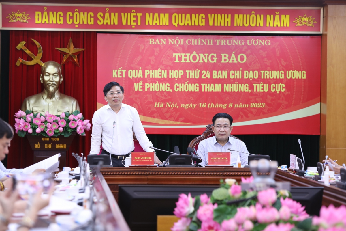 Hơn 200 đảng viên bị kỷ luật do tham nhũng, thay thế nhiều lãnh đạo "nhúng chàm"