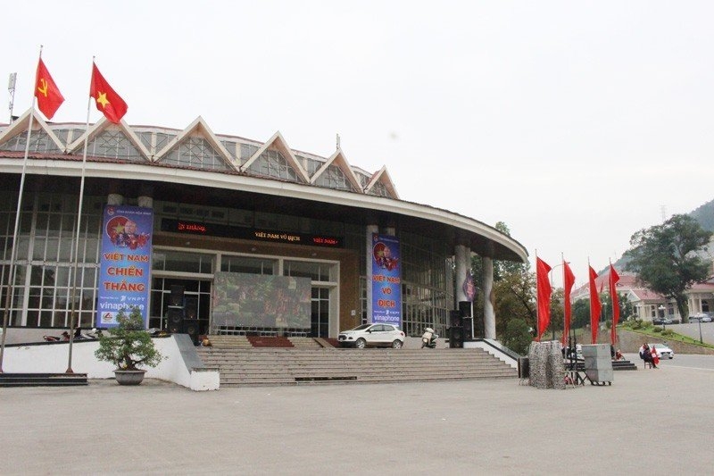 giam doc cung 2 thuoc cap bi bat vi an chan tien tuyen truyen, co dong sea games 31 hinh anh 2